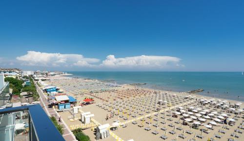 Deluxe Suite with Spa Bath