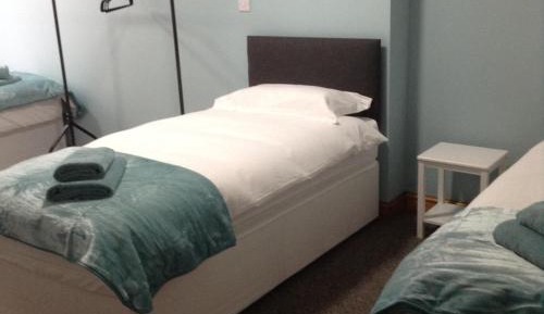 Triple Room with Shower