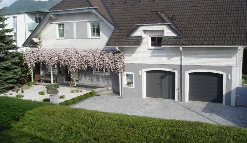 Apartment with Garden View
