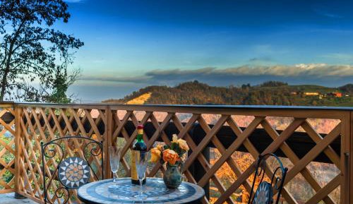 Junior Suite with Pool View