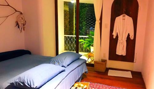 Queen Room with Garden View