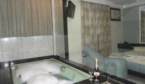 Suite with Spa Bath