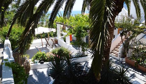 One-Bedroom House with Sea View