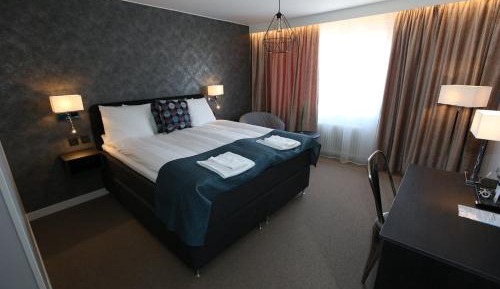 Double Room with Lake View