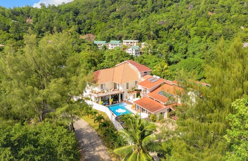 Glacis Hotel | Carana Hilltop Villa