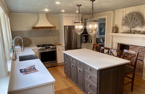 Hall's Harbour House | Harbour House - Halls Harbour Waterfront Getaway