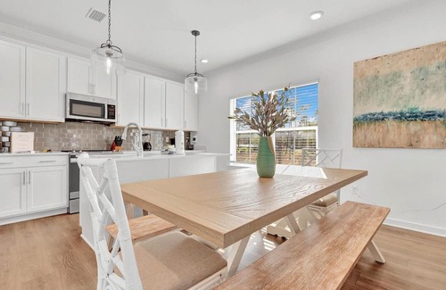 Orange Beach House | Shvilla -3BD/2.5BA Home w/ Amazing Bay View & Pool