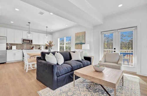 Orange Beach House | Shvilla -3BD/2.5BA Home w/ Amazing Bay View & Pool