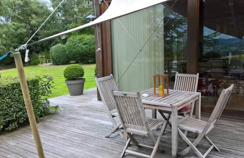 La Lande-Saint-Leger Villa | Villa "Les Ondes" with Garden & Wi-Fi