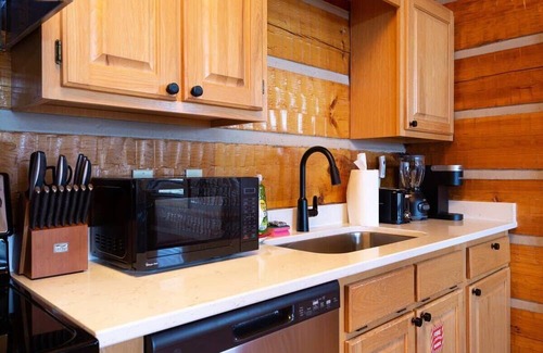 Gatlinburg - Pigeon Forge Cabin | Amazing Mt. LeConte Views/Gatlinburg