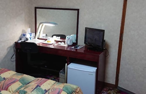 Mihara House | Twin room smoking 3 minutes on foot from JR Mi / Mihara Hiroshima