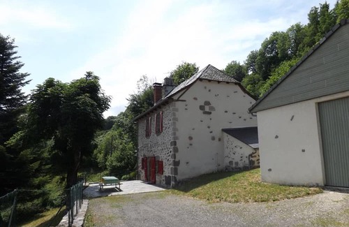 Polminhac Cottage | Gite Polminhac, 3 bedrooms, 6 persons