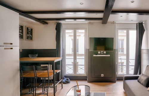 Bonne-Nouvelle Apartment | Urban Flat 13 - Lovely 2 BDR Flat in Center of Paris