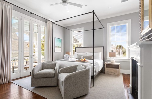 Cannonborough Elliotborough Apartment | Thomas Waring Suite A: Where History Meets Luxury