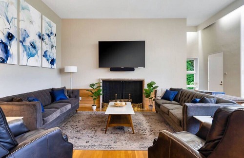 Sevierville House | House of Rising Mid-Century Modern Home