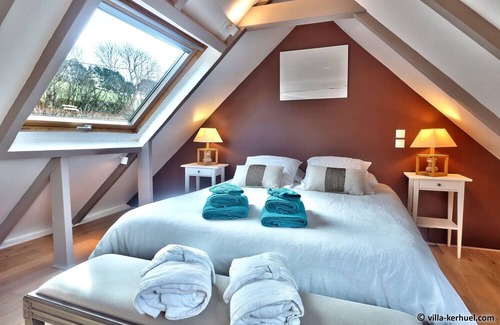 Carantec Villa | Gîte 8 pers max, 4 bedrooms, sea view with JACUZZI, HAMMAM, BABY FOOT and FLIPPER