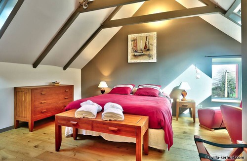 Carantec Villa | Gîte 8 pers max, 4 bedrooms, sea view with JACUZZI, HAMMAM, BABY FOOT and FLIPPER