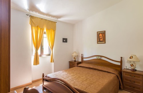 Chiesiola Apartment | Country house for 5-6 people a few minutes from the sea - Agriturismo Vieste