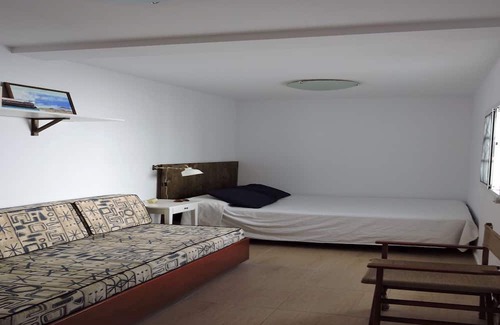 Arrieta House | SUNNY HOME - Beachfront house