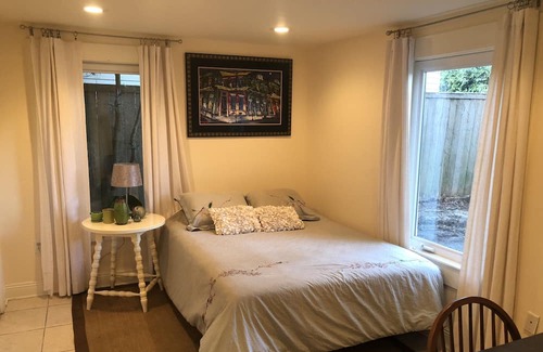 Marlyville - Fontainebleau Apartment | Cozy Apt near Tulane Univ with Off Street Parking on a quiet and safe street
