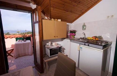 Minia Apartment | Alkmini seaview studio