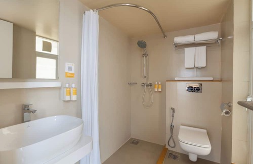 New Delhi Hotel | Bloom Hotel - M Block GK2