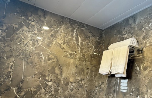 Parsivni Hotel | Nicolas Farm & Resort