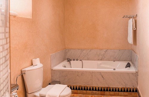 Ouahat Sidi Brahim Hotel | Abraj Bladi Resort