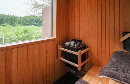 Sakata Cabin | Sakata Log House