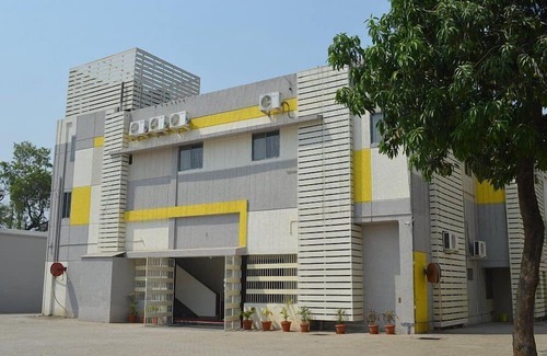 Giridih Hotel | Hotel Vrindavan Palace