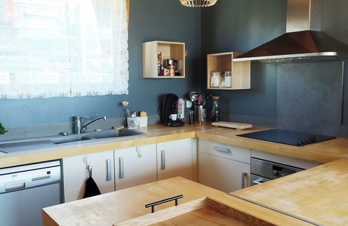 Risoul Ski Chalet | Large 21-person chalet, 15-person chalet with 6-person apartment.