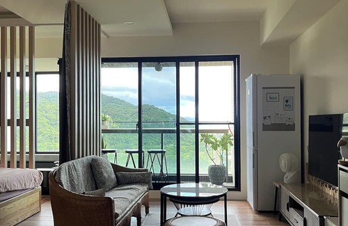 Toucheng House | Indulge in a private hot spring with a breathtaking view of Turtle Island, Yilan