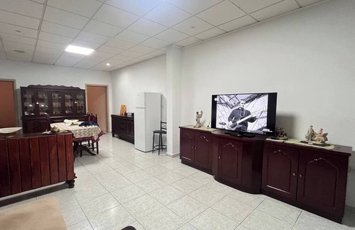 Paola House | Cozy Maltese Maisonette with Private Entrance in Raħal Ġdid