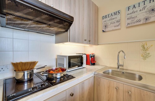 Larnaca Apartment | Makenzy Sandy Beachfront Paradise