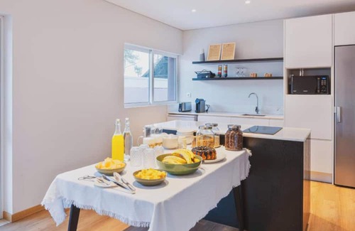 Esmoriz House | BeSunny Slowness n' Outdoors - Gineta - Twin Room with Private Garden