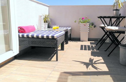 Espinho Apartment | Panorama Studio ❤️ with Amazing Penthouse Balcony