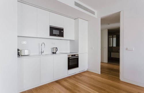 Alto do Pina Apartment | Blueground | Areeiro, w/d, a/c, swimming pool