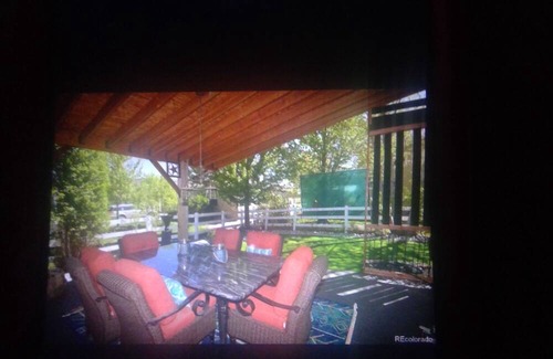 Aurora House | Cozying & Stylish Charming 3-bedroom home