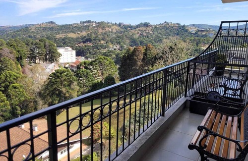 Capivari Apartment | Romantic and cozy flat in the heart of Campos do Jordão