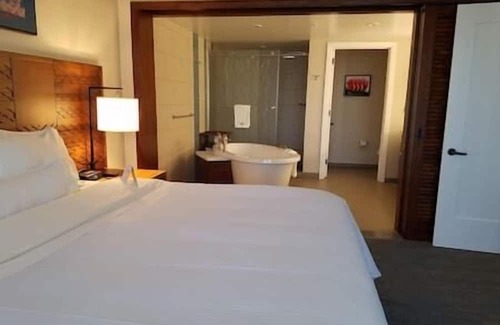 Lahaina Resort | The Westin Nanea Ocean Villas Resort & Spa, Pool!