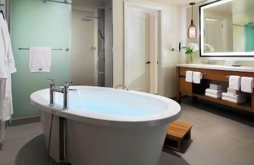 Lahaina Resort | The Westin Nanea Ocean Villas Resort & Spa, Pool!