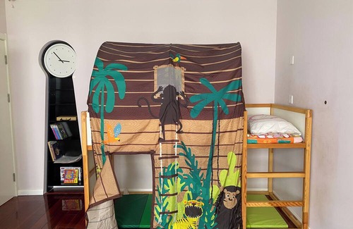 Hongqiao House | Modern Luxury Apartment near Metro Line 9 Caoyangjing, Smart Features!