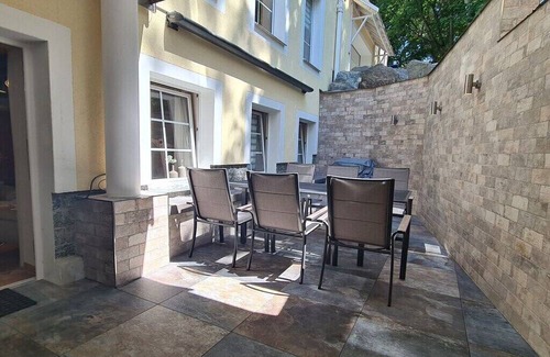 Annaberg-Buchholz Apartment | Plush apartment in Annaberg-Buchholz