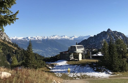 Steinberg am Rofan Apartment | Lovely apartment for 10 guests with hot tub, WIFI, patio, pets allowed and parking