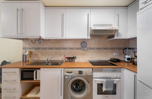 Alcala Apartment | Vacation Apartment ' Almar We Go ll Apartment Entero' with Terrace, Balcony and Wi-Fi