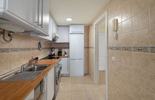 Alcala Apartment | Vacation Apartment ' Almar We Go ll Apartment Entero' with Terrace, Balcony and Wi-Fi