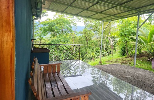 Bijagua House | Book and relax with your family in this quiet place, enjoy a comfortable stay