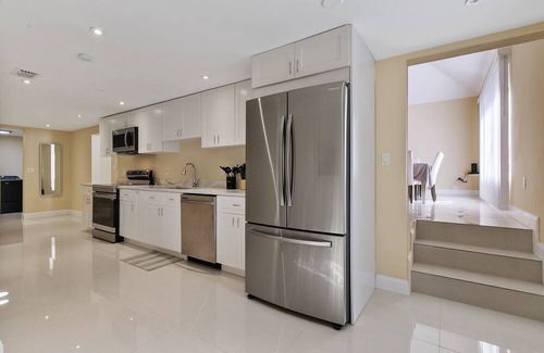 Gulf Coast Acres House | NEW LISTING! Tranquil Getaway: Relax in our Peaceful Haven by RedAwning