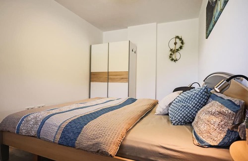 Weerberg Apartment | Apartment with terrace, 70m to the ski bus