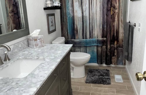 Rock Springs House | Cozy 1 bedroom + bathroom available fitness room, laundry, WiFi in Rock Springs